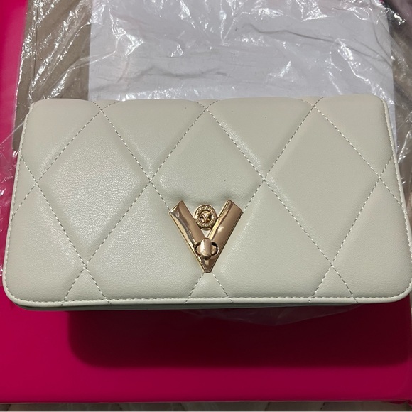 Valentino Orlandi White Quilted Vegan Leather Bag Gold Hardware NWT MSRP $279 - Picture 3 of 9